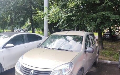 Renault Sandero I, 2011 год, 420 000 рублей, 2 фотография