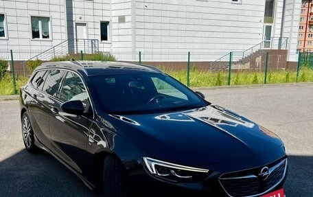 Opel Insignia II рестайлинг, 2018 год, 2 300 000 рублей, 24 фотография