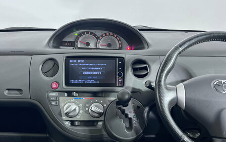 Toyota Sienta I, 2012 год, 860 000 рублей, 8 фотография