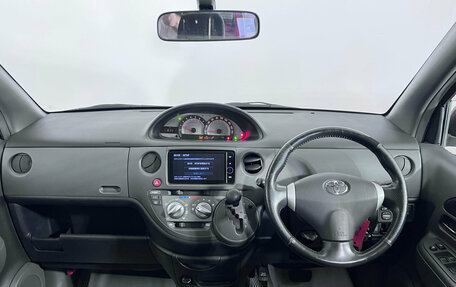 Toyota Sienta I, 2012 год, 860 000 рублей, 7 фотография
