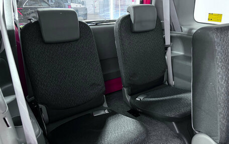 Toyota Sienta I, 2012 год, 860 000 рублей, 15 фотография