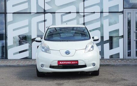 Nissan Leaf I, 2011 год, 610 000 рублей, 2 фотография
