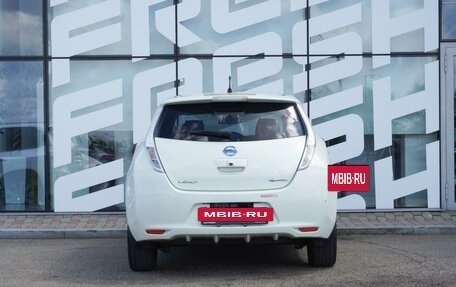 Nissan Leaf I, 2011 год, 610 000 рублей, 4 фотография