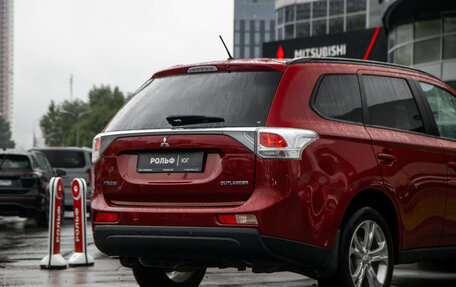 Mitsubishi Outlander III рестайлинг 3, 2013 год, 1 438 000 рублей, 13 фотография