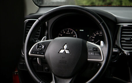 Mitsubishi Outlander III рестайлинг 3, 2013 год, 1 438 000 рублей, 10 фотография