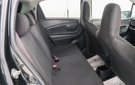 Toyota Vitz, 2019 год, 899 000 рублей, 21 фотография
