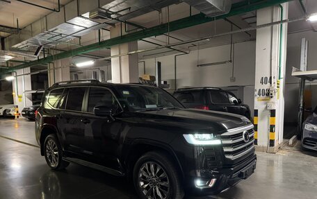 Toyota Land Cruiser, 2024 год, 13 800 000 рублей, 2 фотография