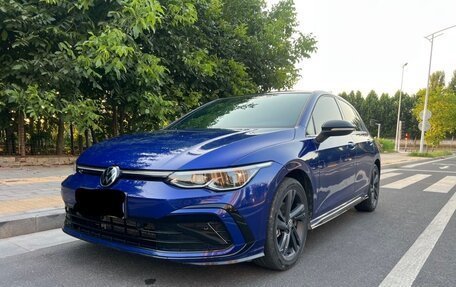 Volkswagen Golf VIII, 2022 год, 2 020 000 рублей, 1 фотография