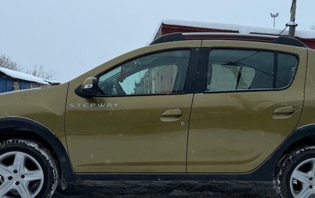 Renault Sandero II рестайлинг, 2018 год, 1 200 000 рублей, 8 фотография