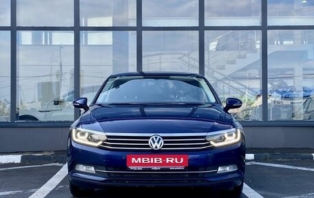 Volkswagen Passat B8 рестайлинг, 2019 год, 2 179 000 рублей, 2 фотография