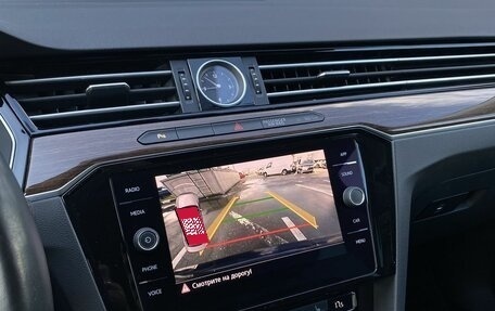 Volkswagen Passat B8 рестайлинг, 2019 год, 2 179 000 рублей, 16 фотография