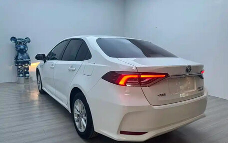 Toyota Corolla, 2023 год, 1 450 000 рублей, 4 фотография