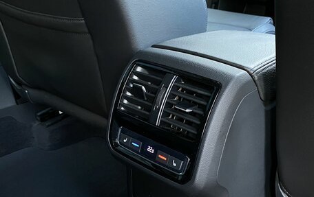 Volkswagen Passat B8 рестайлинг, 2019 год, 2 179 000 рублей, 26 фотография