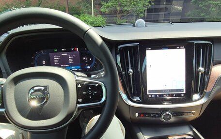Volvo S60 III, 2024 год, 5 100 000 рублей, 7 фотография