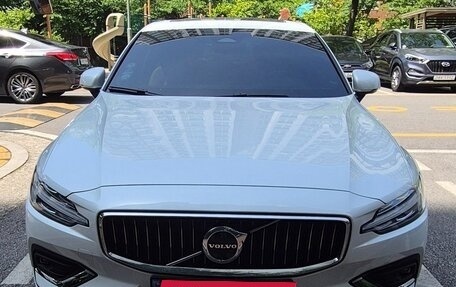 Volvo S60 III, 2024 год, 5 100 000 рублей, 2 фотография