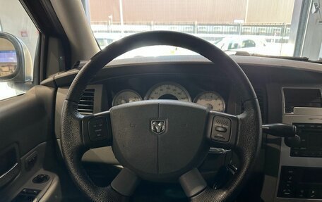Dodge Durango II, 2005 год, 799 000 рублей, 16 фотография