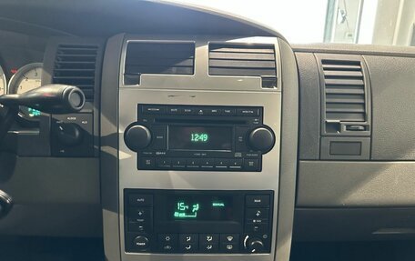 Dodge Durango II, 2005 год, 799 000 рублей, 14 фотография