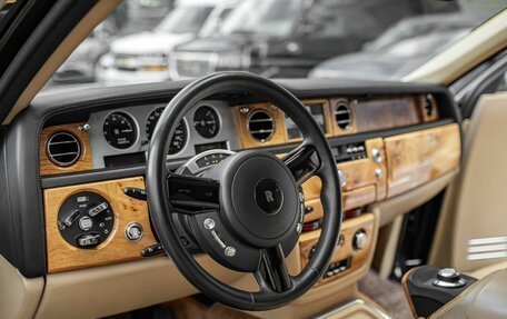 Rolls-Royce Phantom VII рестайлинг, 2004 год, 13 775 000 рублей, 7 фотография