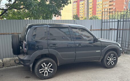 Chevrolet Niva I рестайлинг, 2011 год, 385 000 рублей, 4 фотография