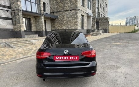Volkswagen Jetta VI, 2015 год, 1 200 000 рублей, 2 фотография