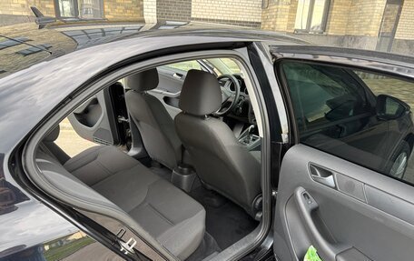 Volkswagen Jetta VI, 2015 год, 1 200 000 рублей, 13 фотография