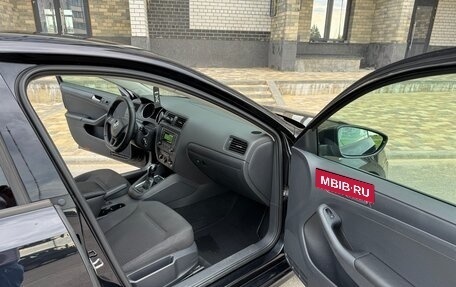 Volkswagen Jetta VI, 2015 год, 1 200 000 рублей, 14 фотография