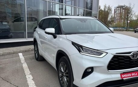 Toyota Highlander, 2026 год, 4 890 000 рублей, 3 фотография