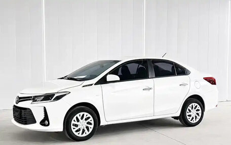 Toyota Vios III, 2023 год, 1 215 000 рублей, 4 фотография