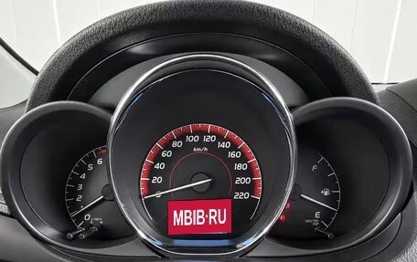 Toyota Vios III, 2023 год, 1 215 000 рублей, 15 фотография