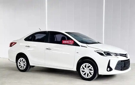 Toyota Vios III, 2023 год, 1 215 000 рублей, 9 фотография