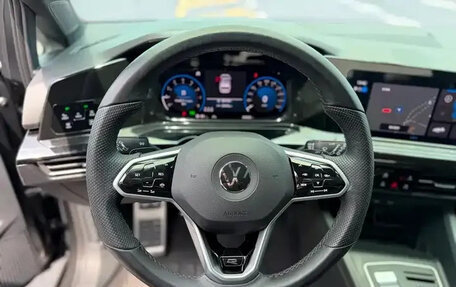 Volkswagen Golf VIII, 2023 год, 1 990 300 рублей, 10 фотография