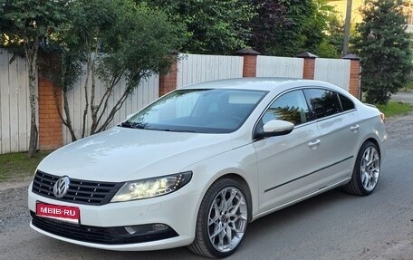 Volkswagen Passat CC I рестайлинг, 2013 год, 1 050 000 рублей, 1 фотография