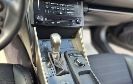 Lexus IS III, 2014 год, 1 990 000 рублей, 7 фотография