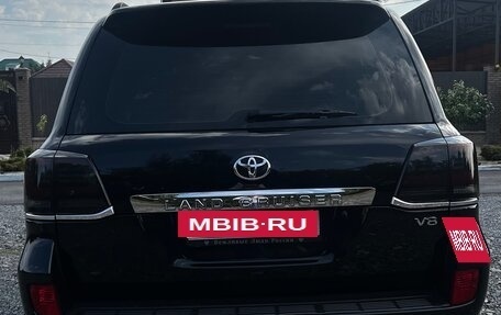 Toyota Land Cruiser 200, 2015 год, 5 500 000 рублей, 6 фотография