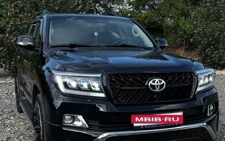 Toyota Land Cruiser 200, 2015 год, 5 500 000 рублей, 3 фотография