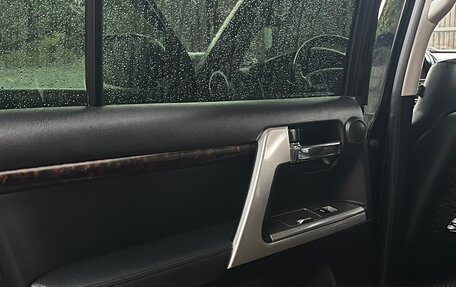 Toyota Land Cruiser 200, 2015 год, 5 500 000 рублей, 19 фотография
