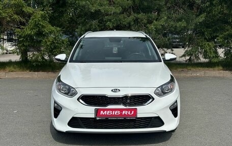 KIA cee'd III, 2020 год, 1 900 000 рублей, 2 фотография