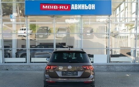 Volkswagen Tiguan II, 2019 год, 1 699 000 рублей, 5 фотография