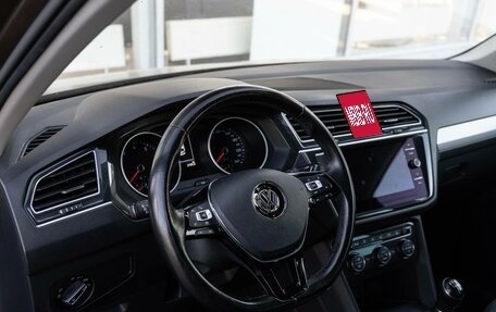 Volkswagen Tiguan II, 2019 год, 1 699 000 рублей, 8 фотография