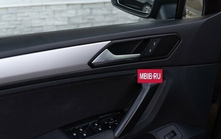 Volkswagen Tiguan II, 2019 год, 1 699 000 рублей, 13 фотография