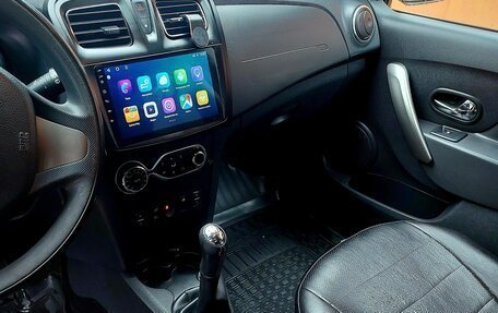Renault Sandero II рестайлинг, 2015 год, 960 000 рублей, 11 фотография