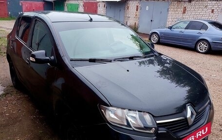 Renault Sandero II рестайлинг, 2015 год, 960 000 рублей, 4 фотография