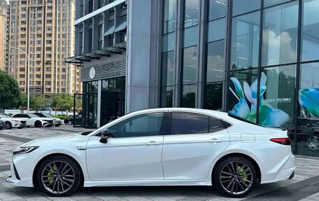Toyota Camry, 2025 год, 5 800 000 рублей, 2 фотография