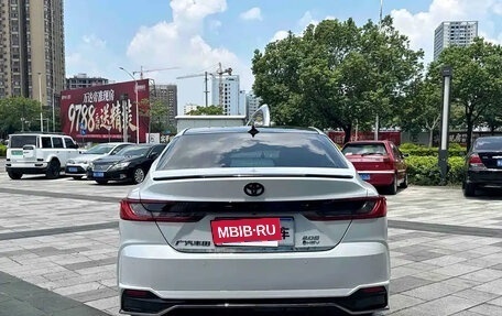 Toyota Camry, 2025 год, 5 800 000 рублей, 4 фотография