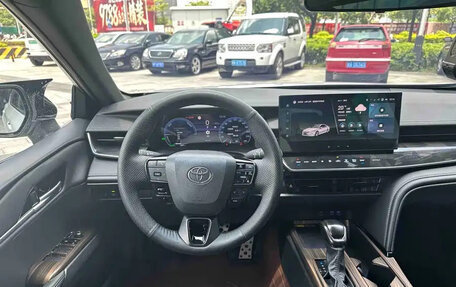 Toyota Camry, 2025 год, 5 800 000 рублей, 15 фотография