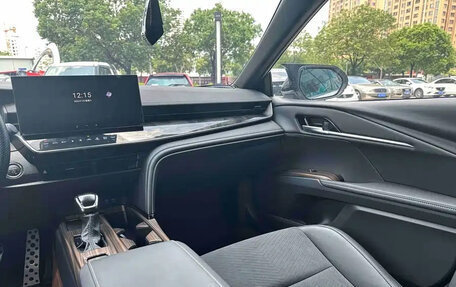 Toyota Camry, 2025 год, 5 800 000 рублей, 17 фотография