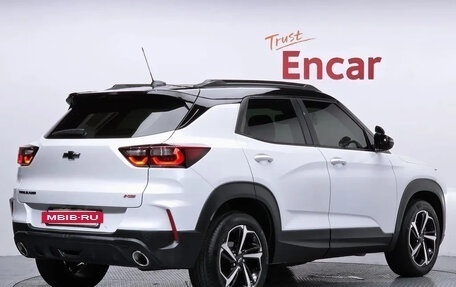 Chevrolet TrailBlazer, 2023 год, 1 500 000 рублей, 3 фотография