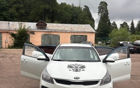 KIA Rio IV, 2017 год, 850 000 рублей, 1 фотография