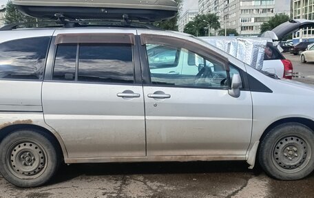 Nissan Liberty, 2000 год, 390 000 рублей, 4 фотография