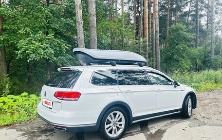 Volkswagen Passat B8 рестайлинг, 2018 год, 2 700 000 рублей, 7 фотография